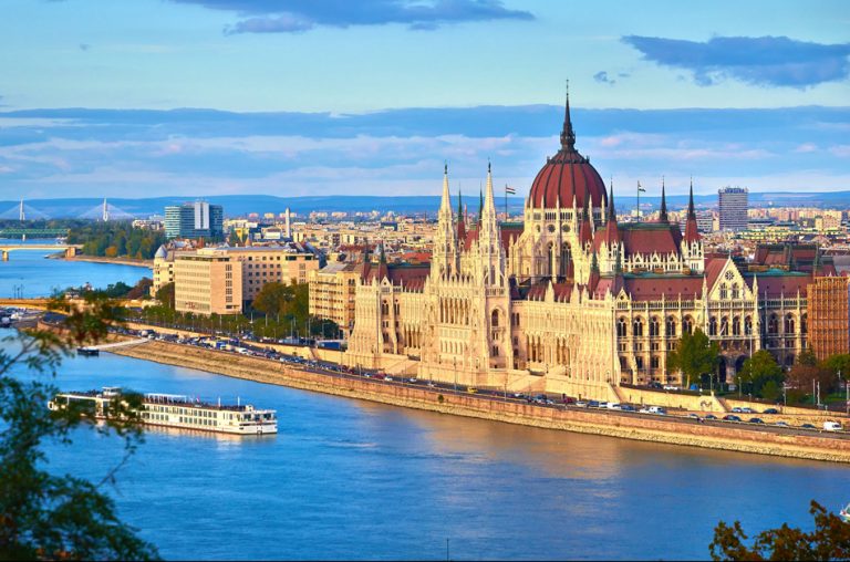 Les 47 plus belles villes d'Europe à visiter — free download