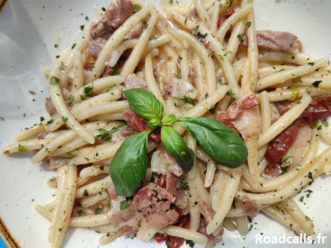 Plat de pljukanci na istarski en gros plan.